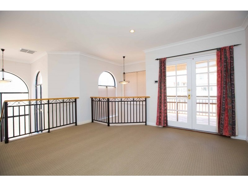 24 Beacon Terrace, East Perth WA 6004