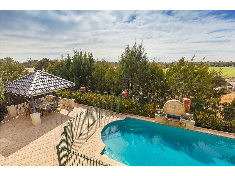 6 Blenheim Lane, Mount Claremont WA 6010