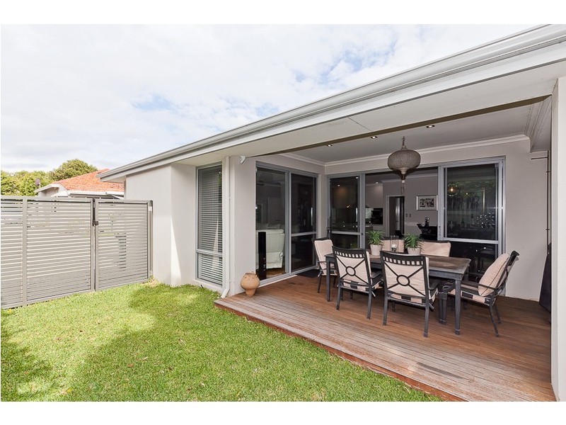 25A College Road, Claremont WA 6010