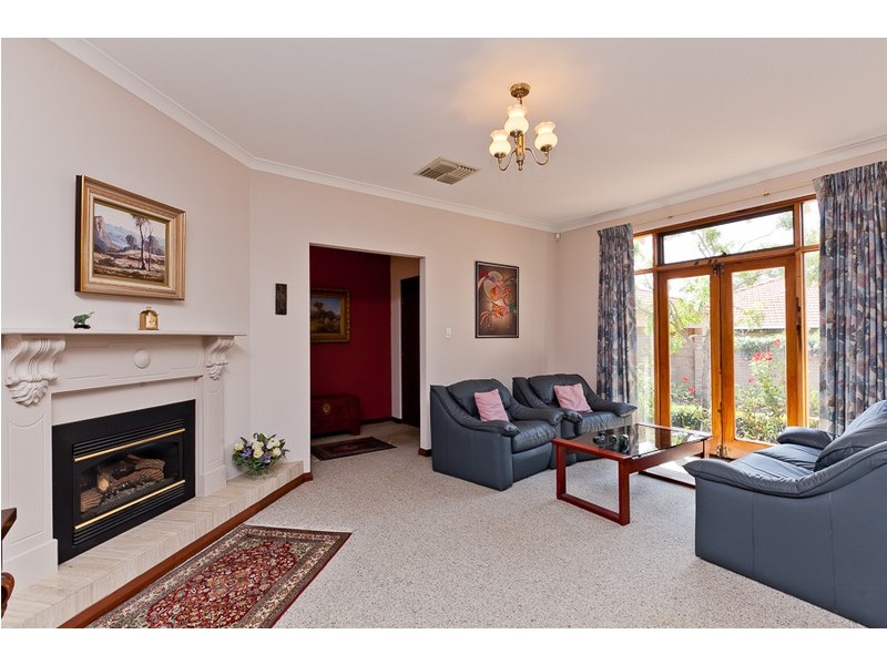 48A Philip Road, Dalkeith WA 6009