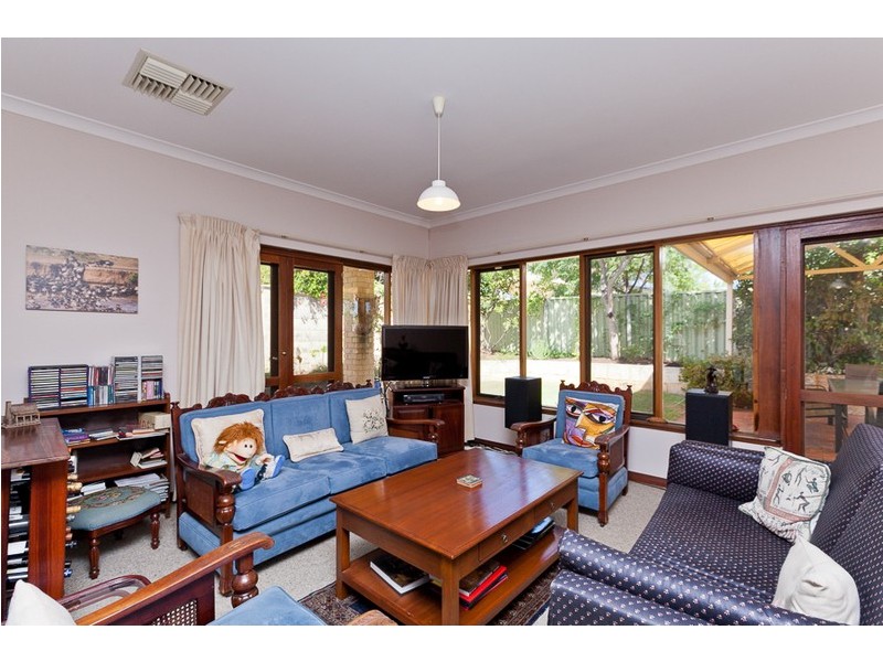 48A Philip Road, Dalkeith WA 6009