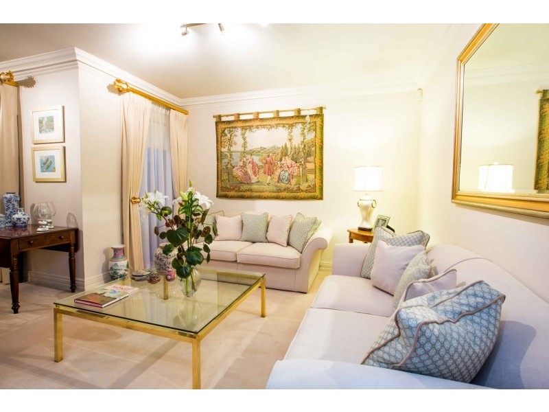 5 Van Kleef Circuit, Mount Claremont WA 6010