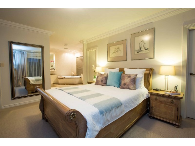 5 Van Kleef Circuit, Mount Claremont WA 6010