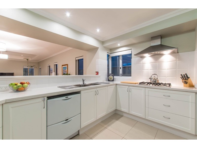 13 Biccari Drive, Stirling WA 6021