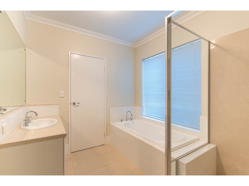 13 Biccari Drive, Stirling WA 6021