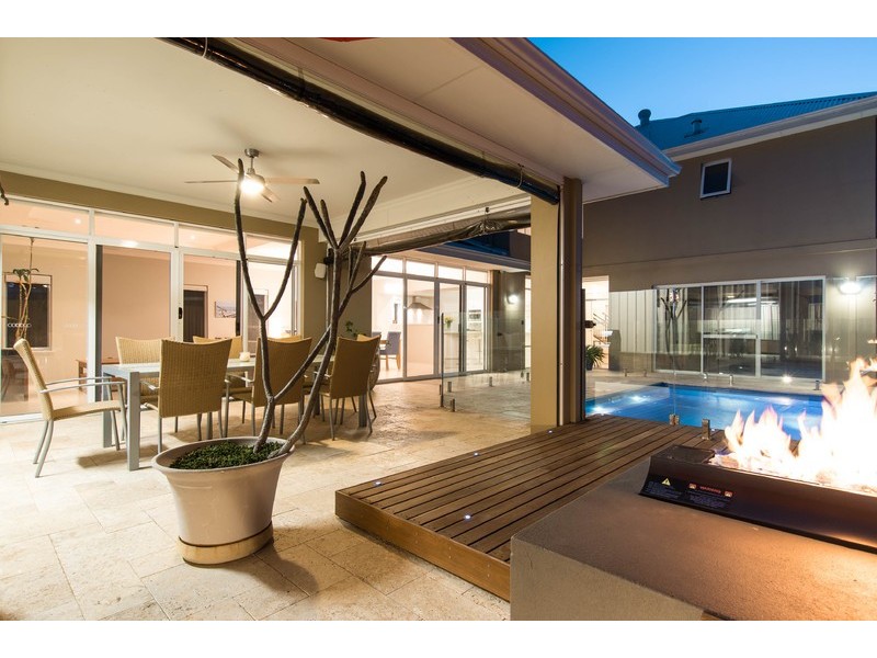 13 Biccari Drive, Stirling WA 6021