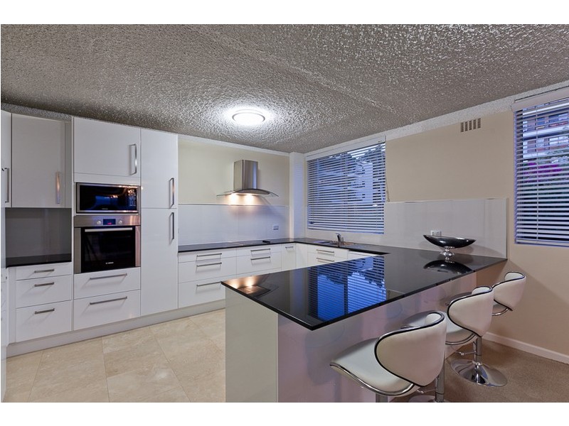 4/20 Mounts Bay Road, Crawley WA 6009