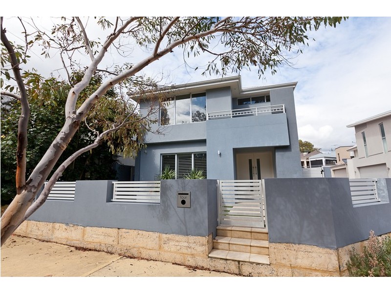 4 Coneflower Corner, Churchlands WA 6018