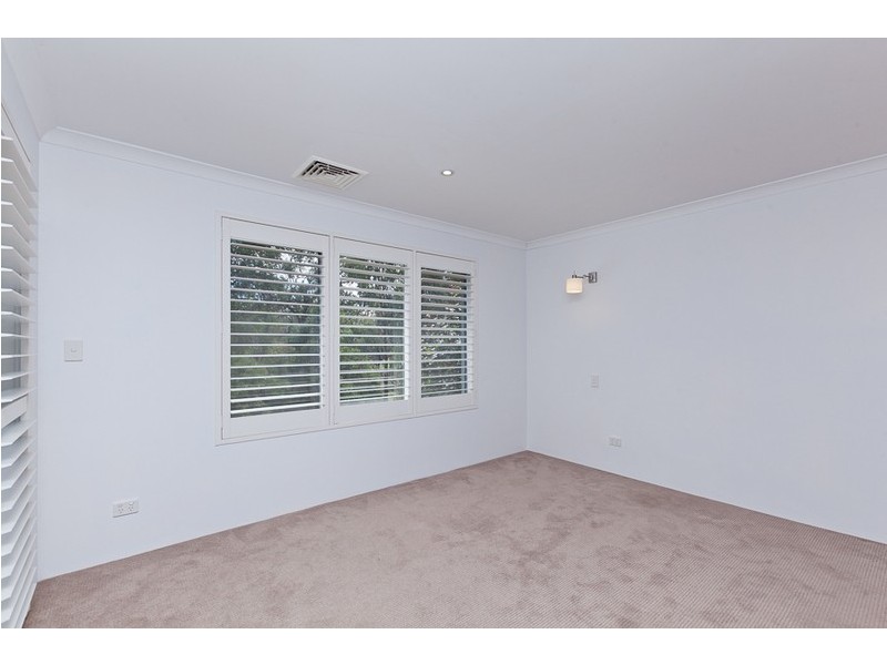 4 Coneflower Corner, Churchlands WA 6018