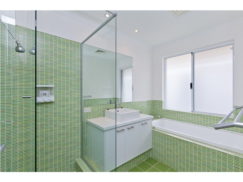 4 Coneflower Corner, Churchlands WA 6018