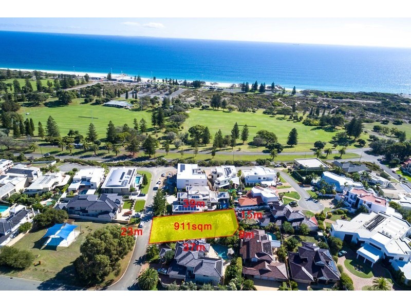 4 Taworri Way, City Beach WA 6015