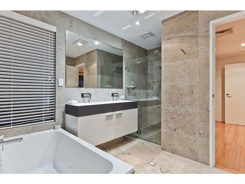 3 Old Jacaranda Way, Subiaco WA 6008