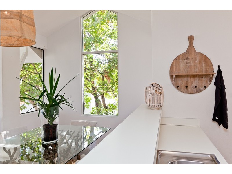 16A Deane Street, Cottesloe WA 6011