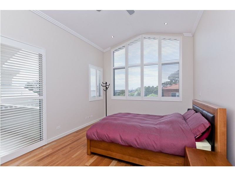 5 Brian Walker Lane, Swanbourne WA 6010