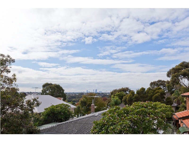 5 Brian Walker Lane, Swanbourne WA 6010