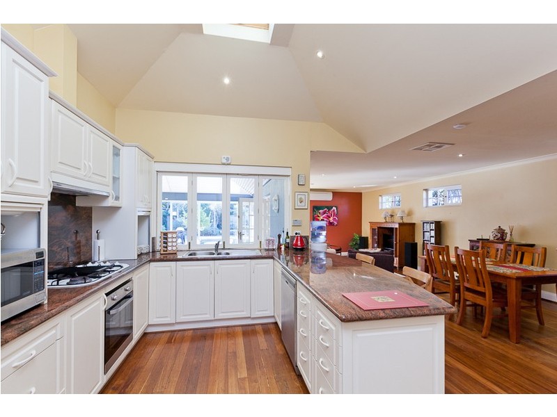 49 Minora Road, Dalkeith WA 6009