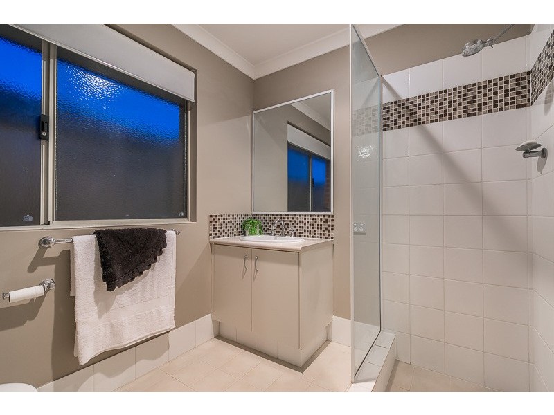 8 Goshawk Street, Tapping WA 6065