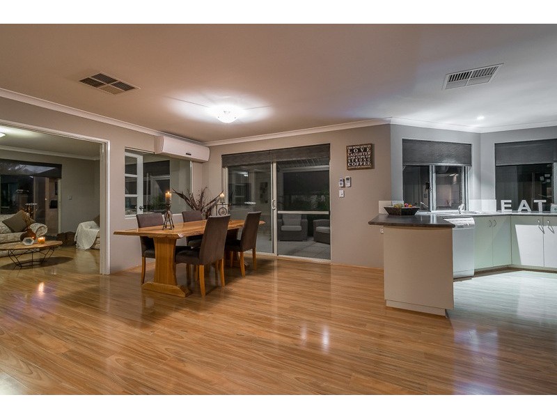 8 Goshawk Street, Tapping WA 6065