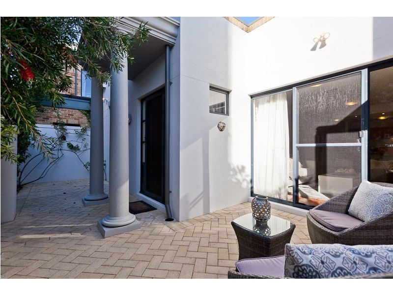 5/8 Bay Road, Claremont WA 6010