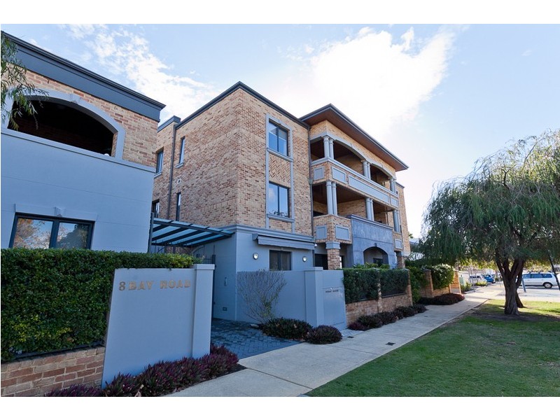 5/8 Bay Road, Claremont WA 6010