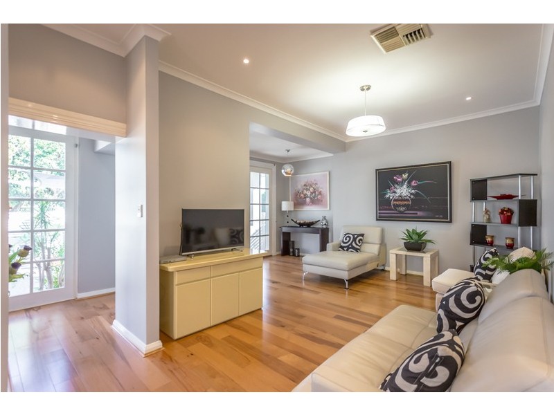 36A Hope Avenue, Manning WA 6152