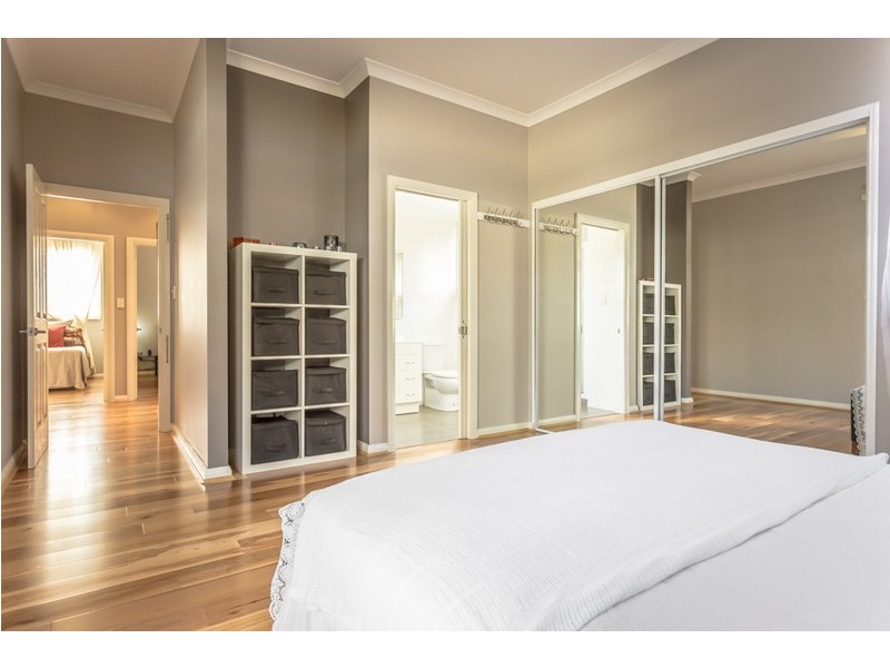 36A Hope Avenue, Manning WA 6152