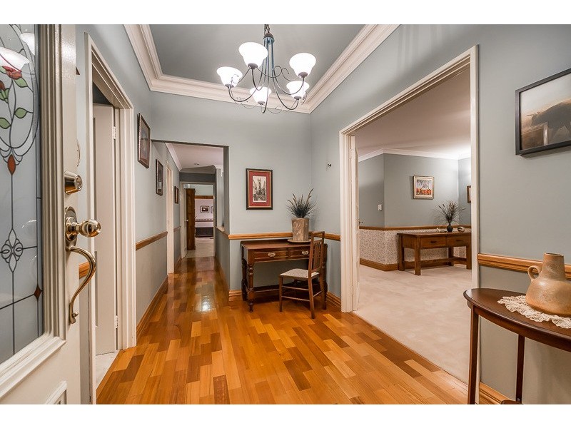 10 St Pierre Circuit, Currambine WA 6028