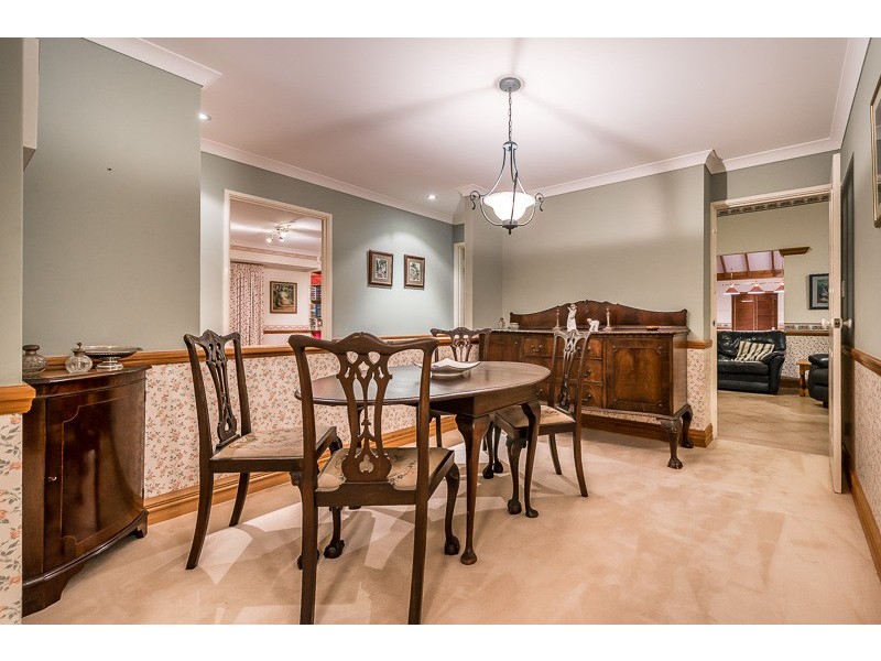 10 St Pierre Circuit, Currambine WA 6028