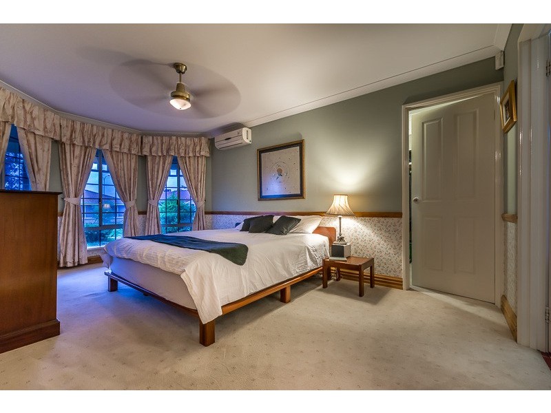 10 St Pierre Circuit, Currambine WA 6028