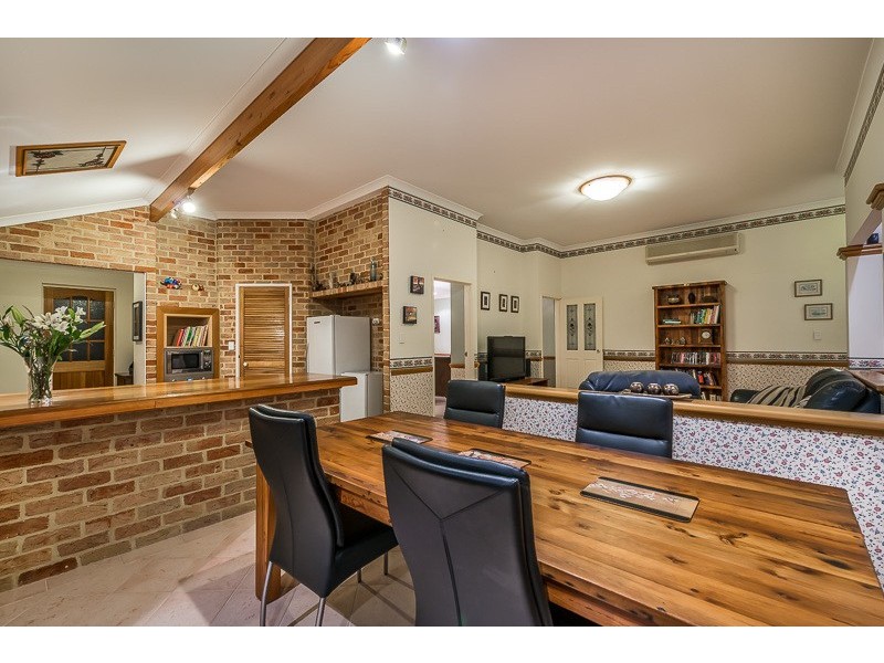 10 St Pierre Circuit, Currambine WA 6028