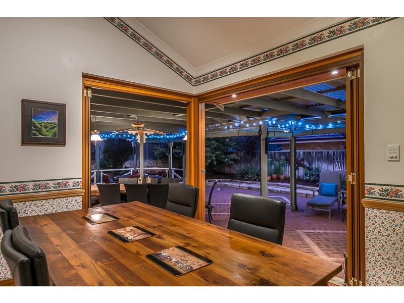 10 St Pierre Circuit, Currambine WA 6028