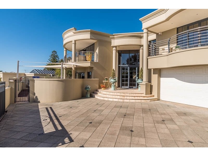 63b The Esplanade, Mount Pleasant WA 6153