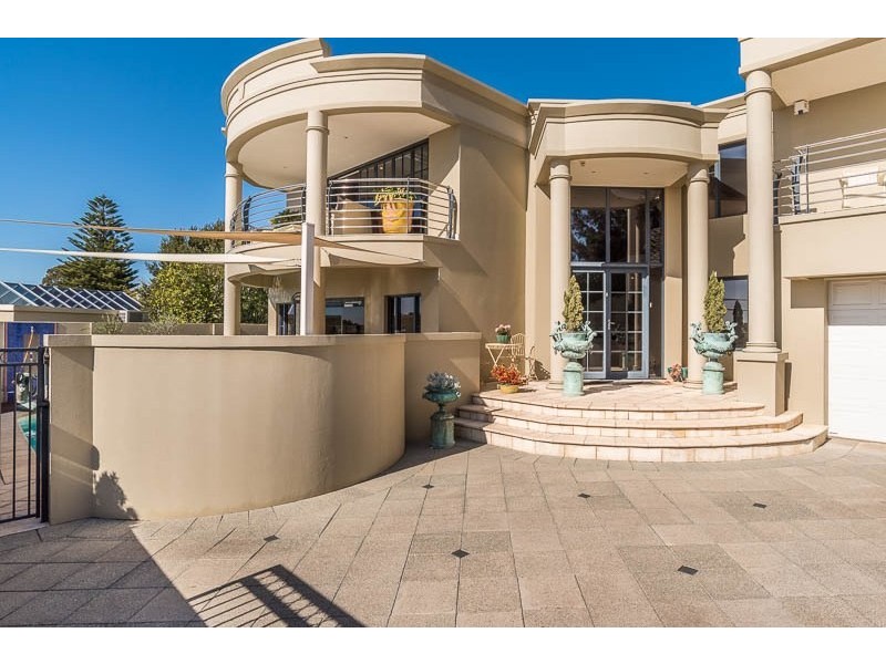 63b The Esplanade, Mount Pleasant WA 6153