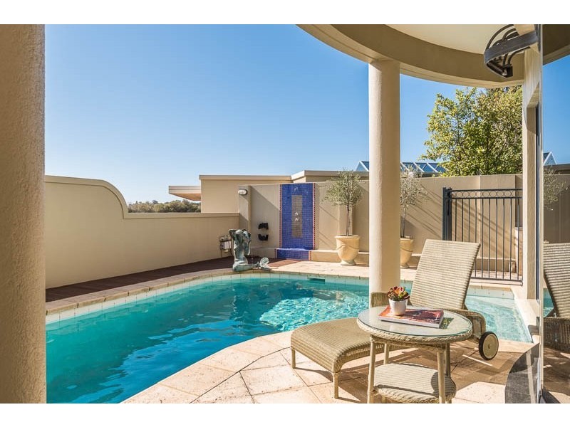 63b The Esplanade, Mount Pleasant WA 6153