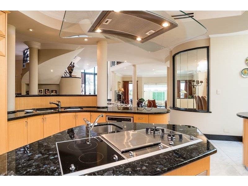 63b The Esplanade, Mount Pleasant WA 6153