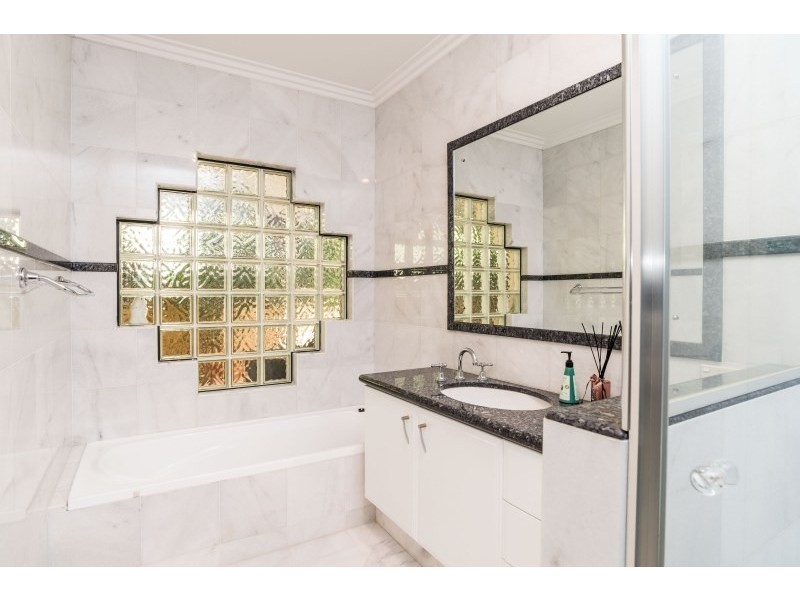 63b The Esplanade, Mount Pleasant WA 6153