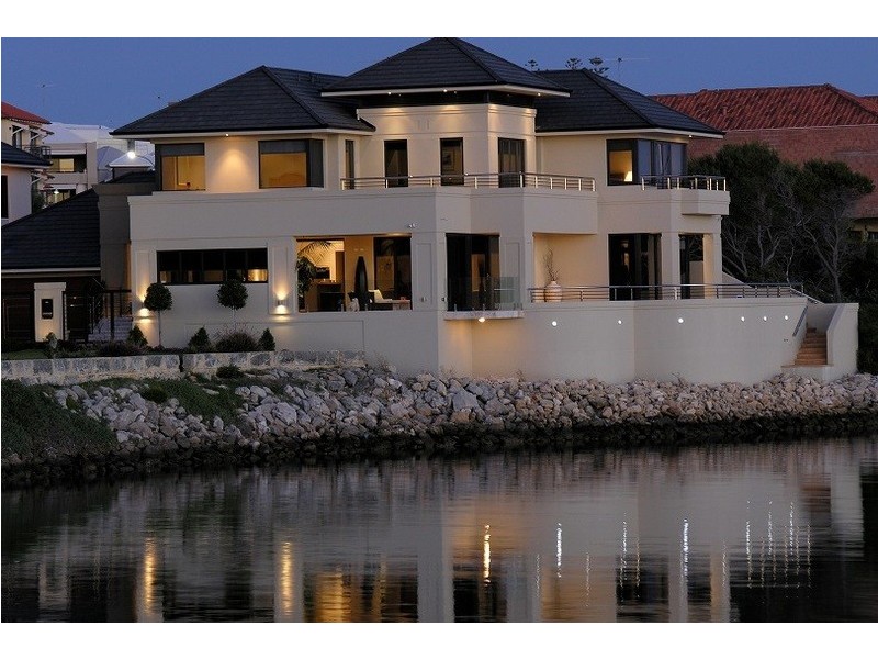 19 St Malo Court, Mindarie WA 6030