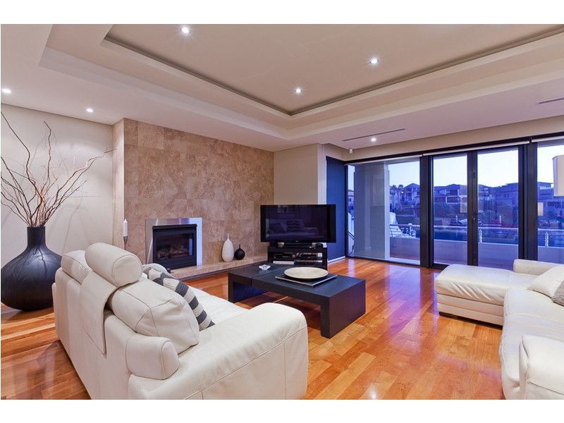 19 St Malo Court, Mindarie WA 6030