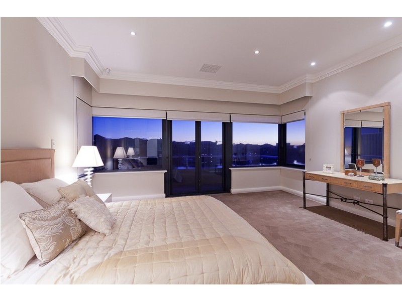 19 St Malo Court, Mindarie WA 6030