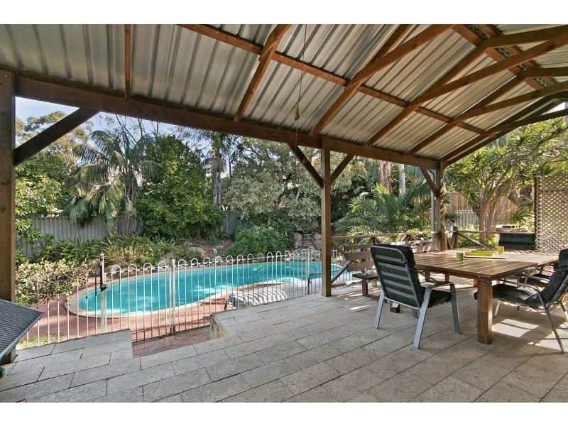 9 Windsor Road, East Fremantle WA 6158