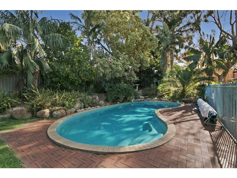 9 Windsor Road, East Fremantle WA 6158