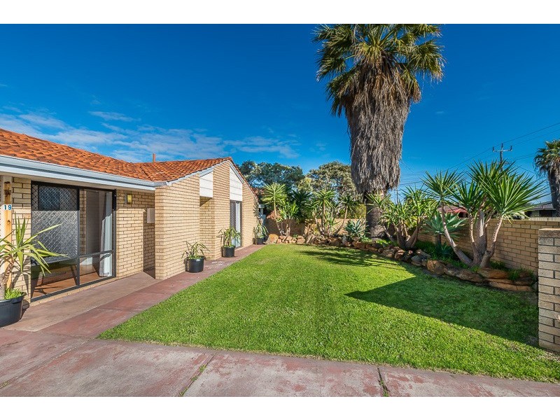 19 Hudson Avenue, Girrawheen WA 6064