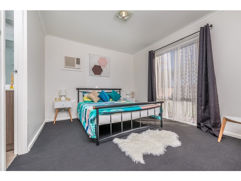 19 Hudson Avenue, Girrawheen WA 6064