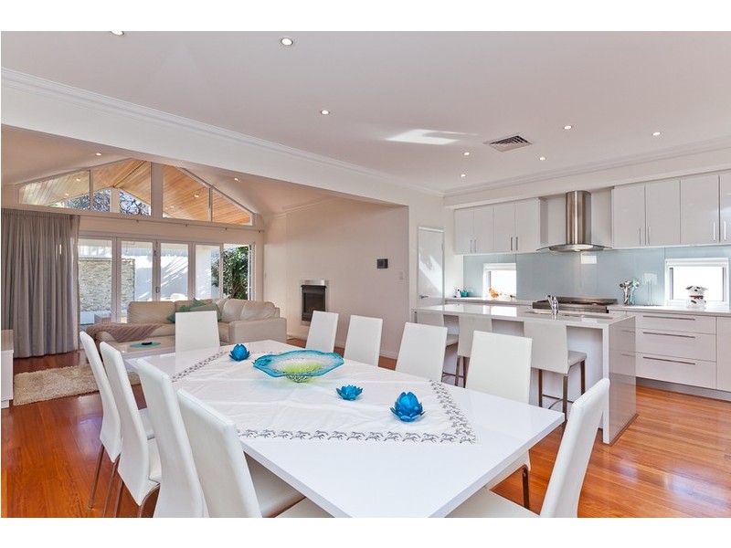 19A Brockway Road, Mount Claremont WA 6010
