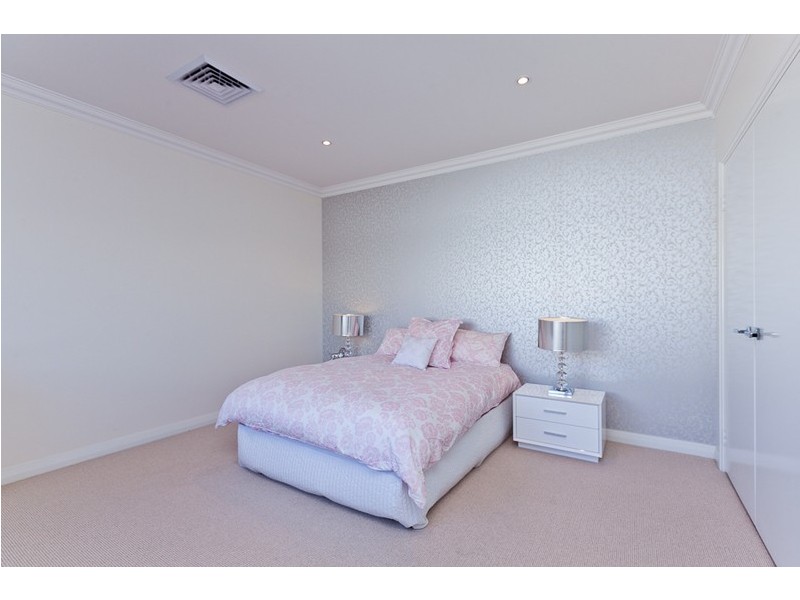 19A Brockway Road, Mount Claremont WA 6010