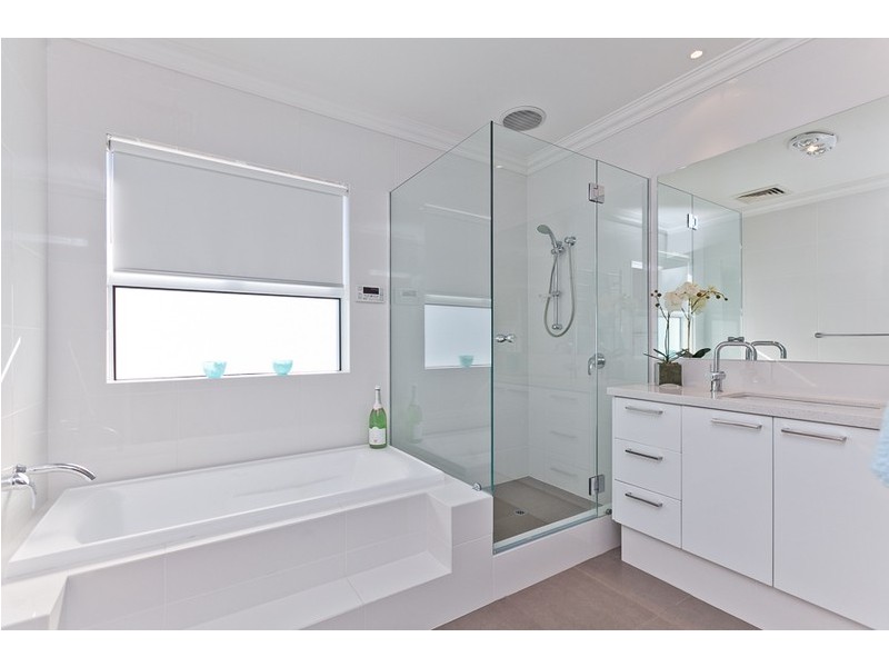 19A Brockway Road, Mount Claremont WA 6010