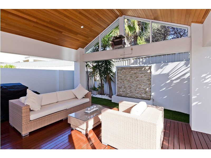 19A Brockway Road, Mount Claremont WA 6010
