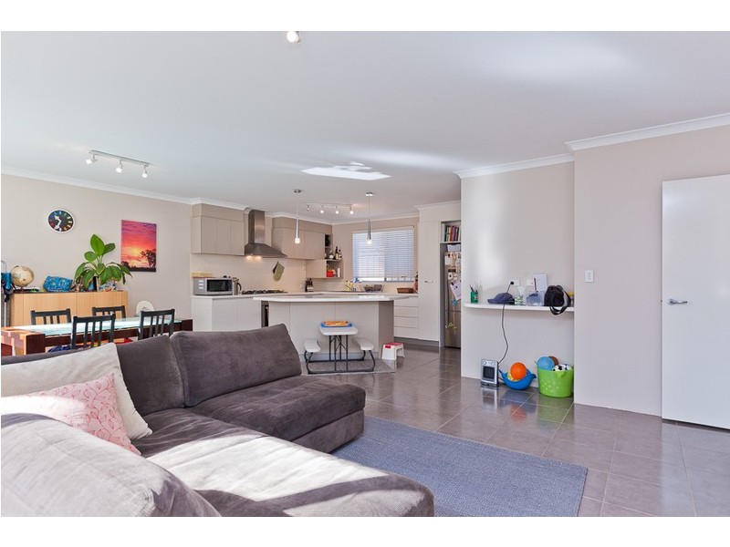 9C Watkins Street, Fremantle WA 6160