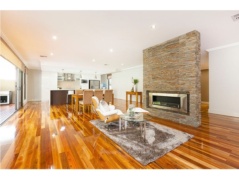 8 Doonan Road, Nedlands WA 6009