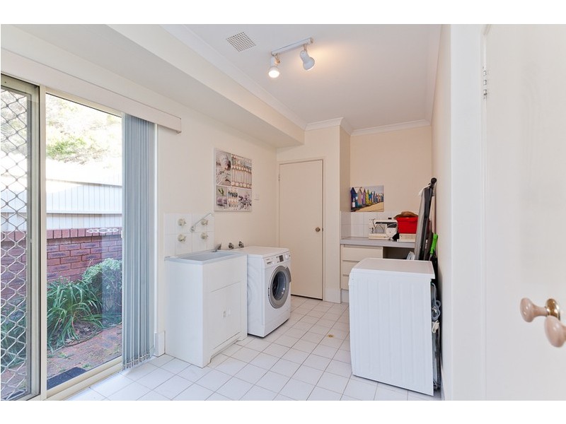 27 Waroonga Road, Nedlands WA 6009